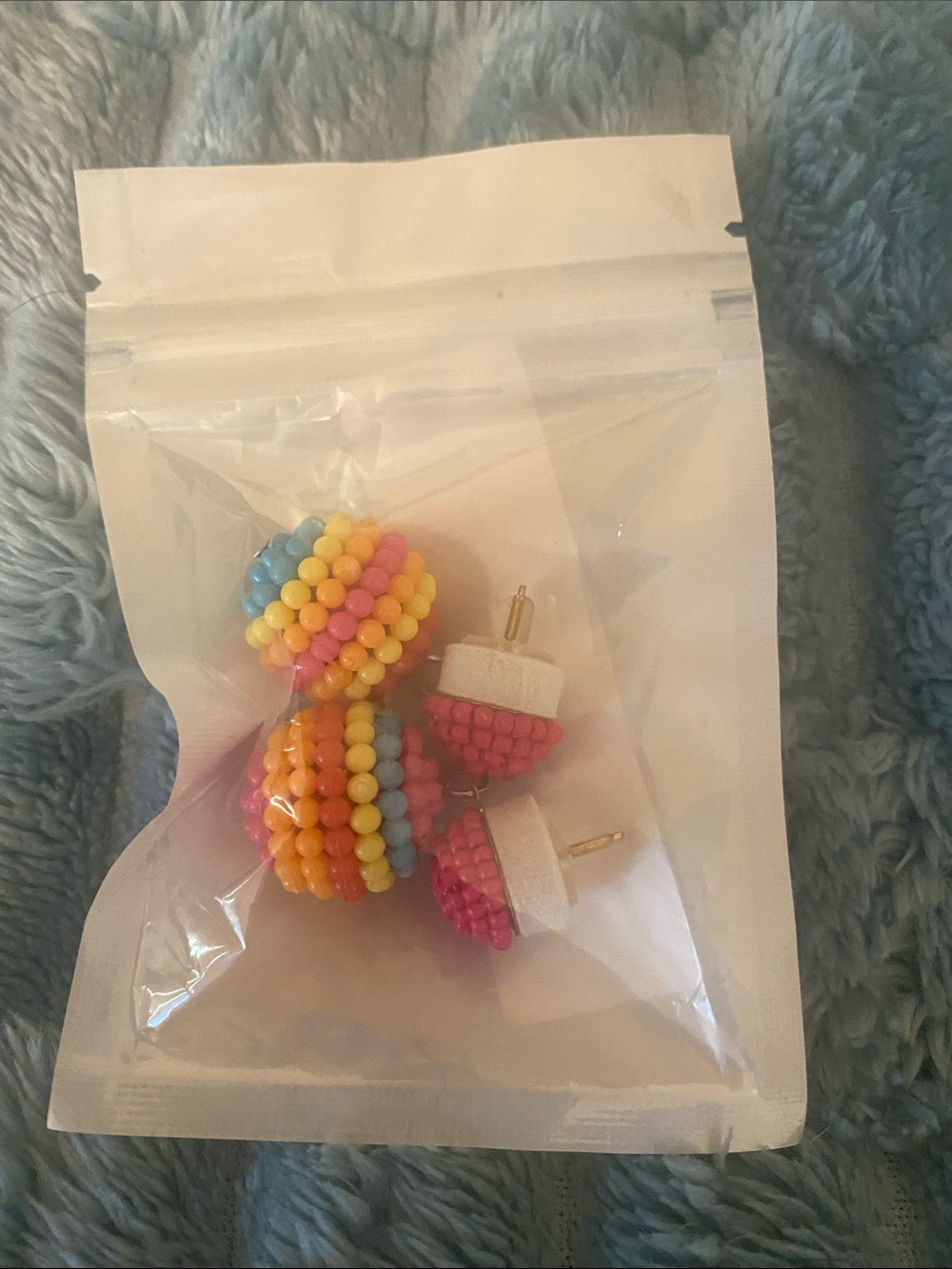 Multicolor Seed Bead Dangly Cluster Earrings – Pink, Yellow & Blue NWT